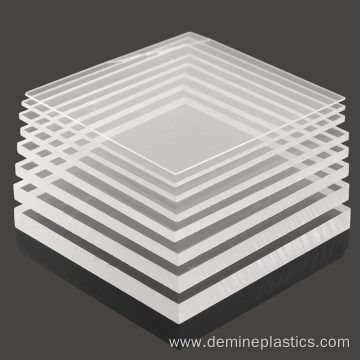 Flame resistant solid polycarbonate board